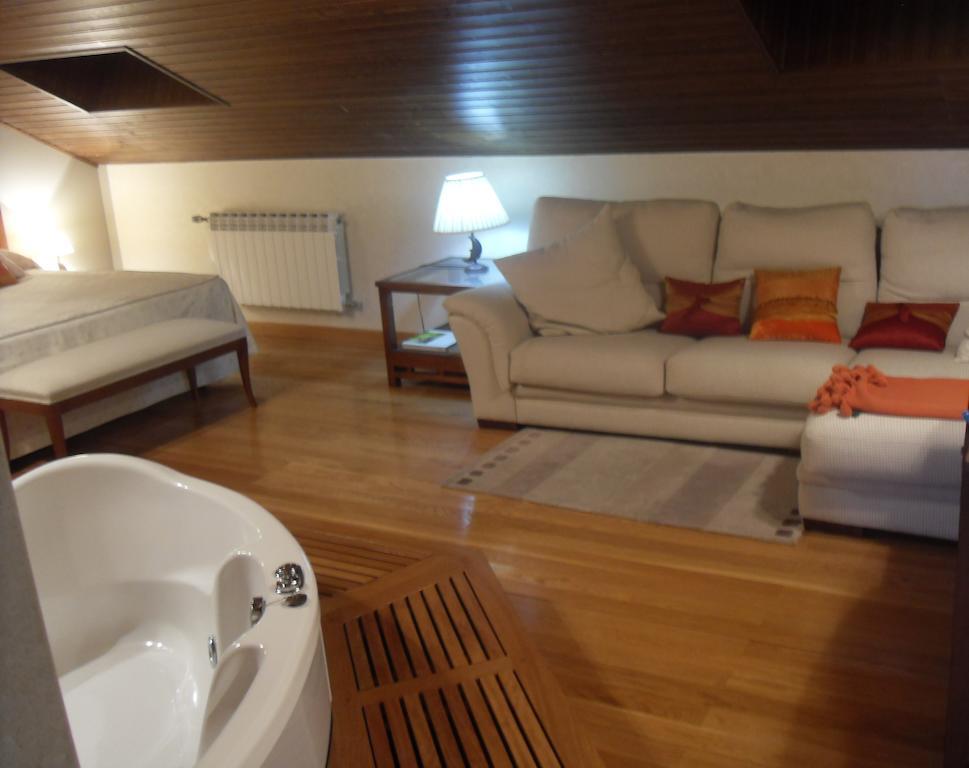 La Galamperna Hotel Nava del Barco Стая снимка