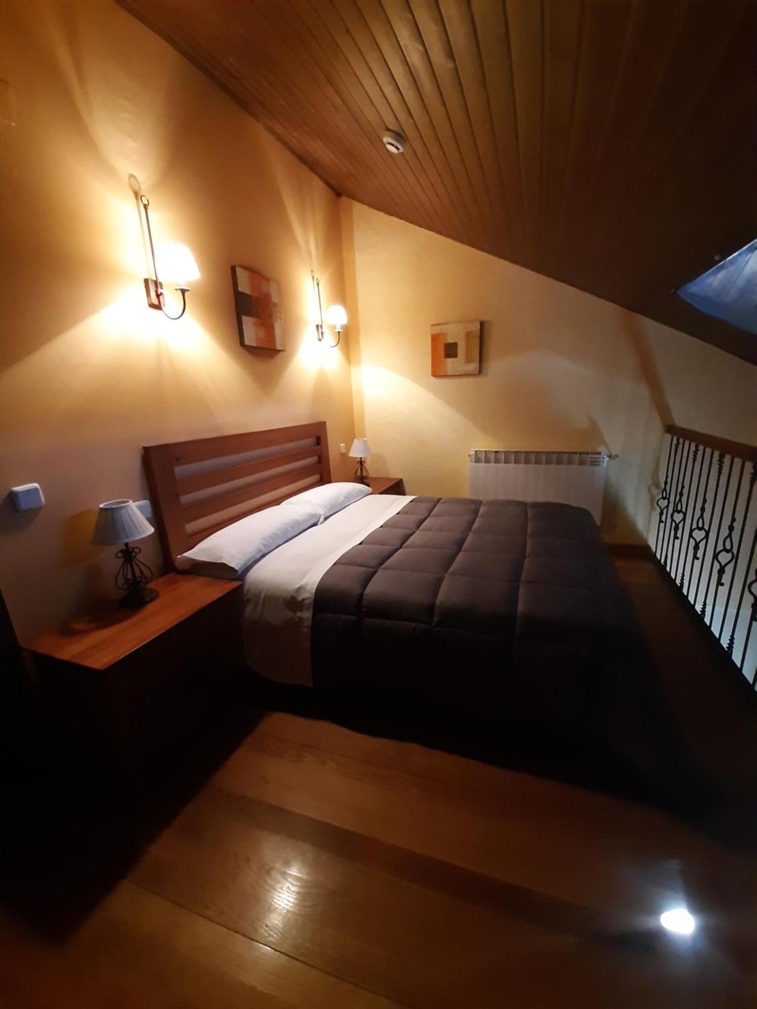 La Galamperna Hotel Nava del Barco Екстериор снимка